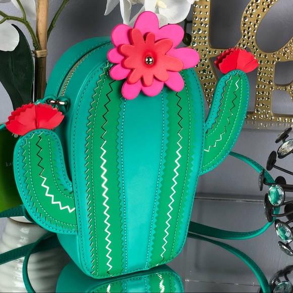 kate spade Handbags - Kate Spade Cactus Crossbody Bag